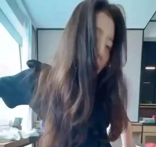 张津渝不哑视频哪里有?正版授权,画质清晰,尽在 XX 视频 APP